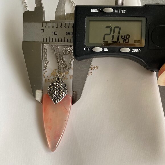 FAC Arrowhead Natural Rose Quartz Pendant Necklace NWT - Picture 5 of 8